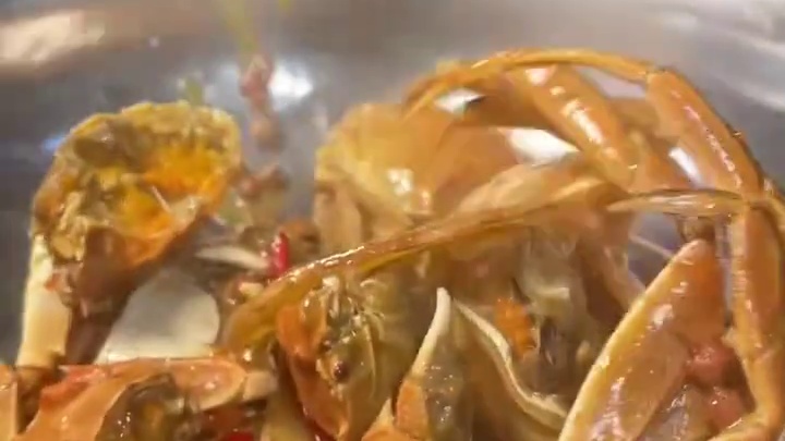 老济南老街炒龙虾螃蟹 一个老济南干了三十年的龙虾馆子