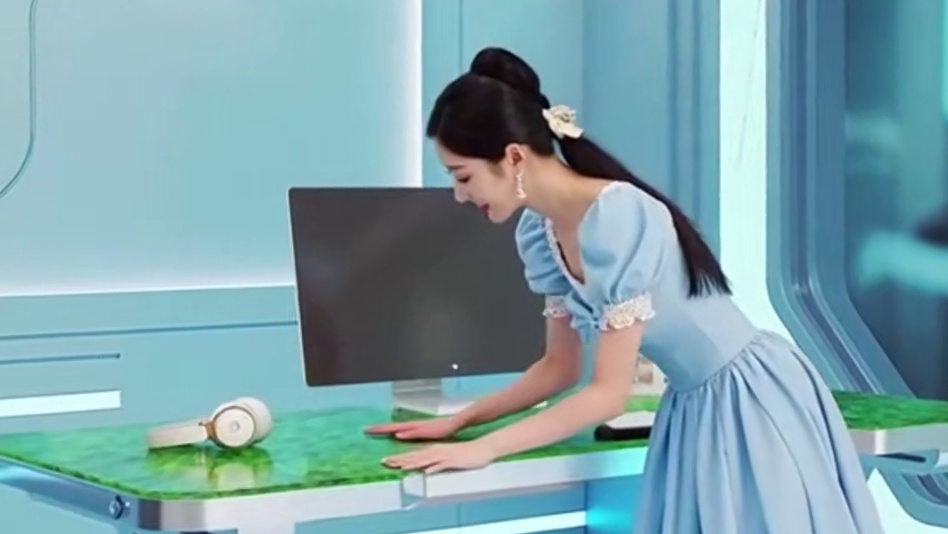 太爱了！！2026必火一精灵般的森系电竞桌