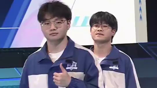 【2025S联赛秋季赛常规赛】第二周第三日第一场2v竞速赛
KZ vs eStar
第七局：极速空港