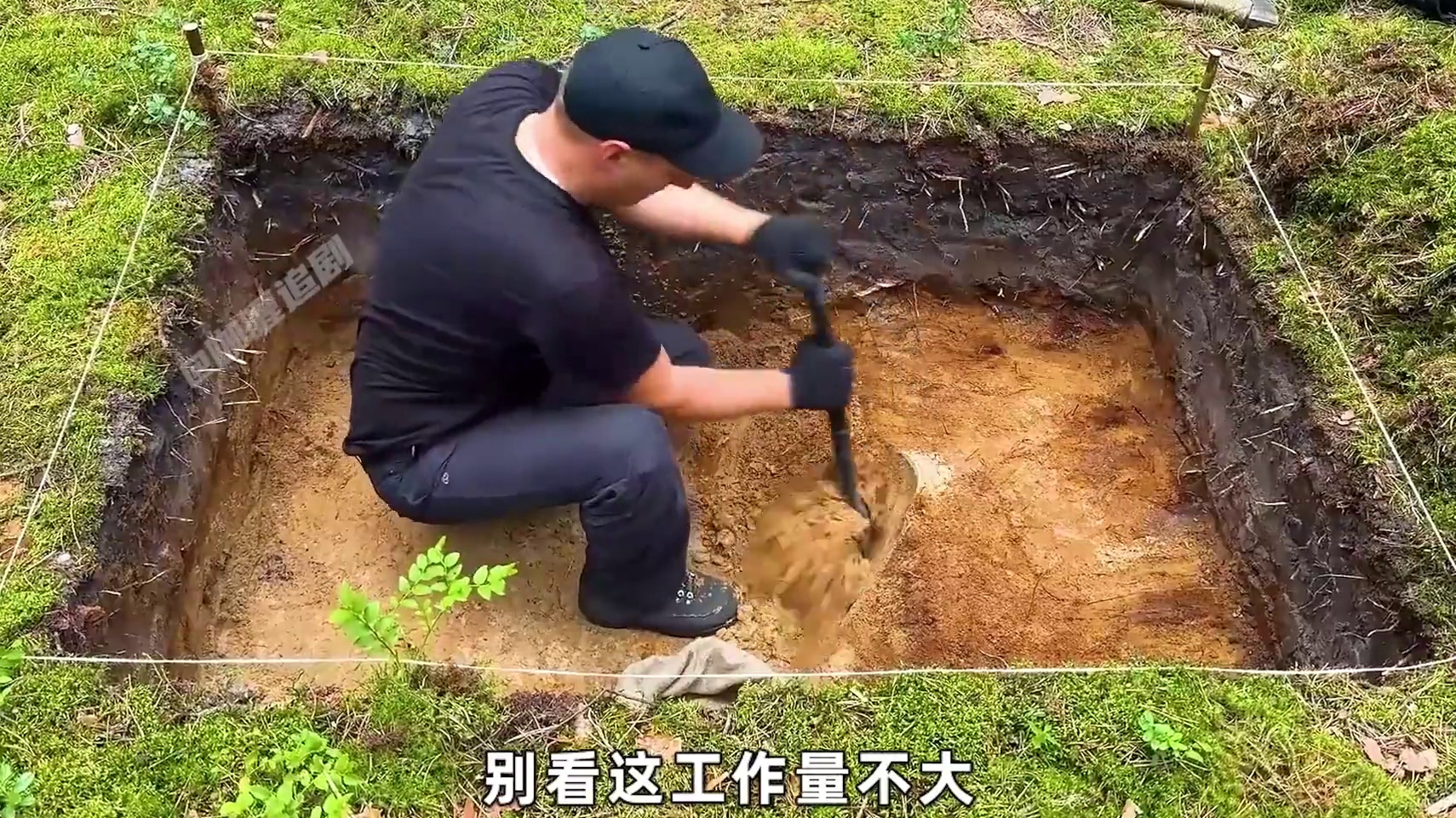 当你在野外遇到危险时，这样的庇护所肯定能保护你的安全