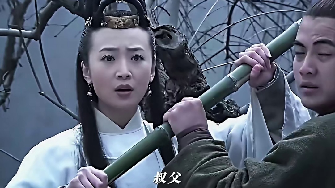 “很好奇这一根竹子能承受住吗！”