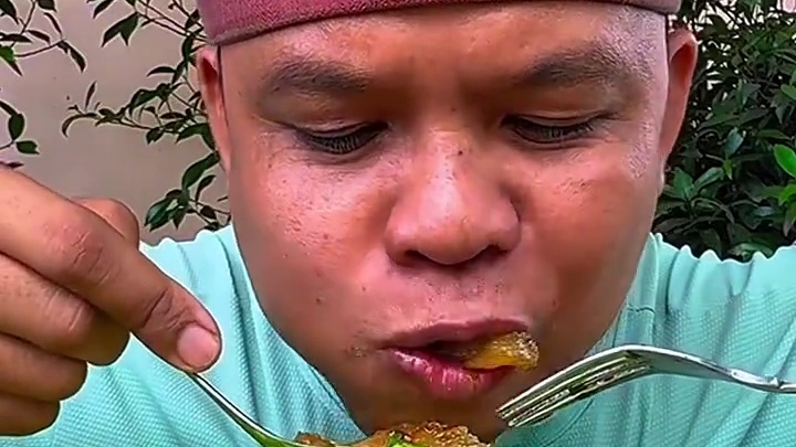 新鲜蔬菜泰式辣煮️牛蹄筋