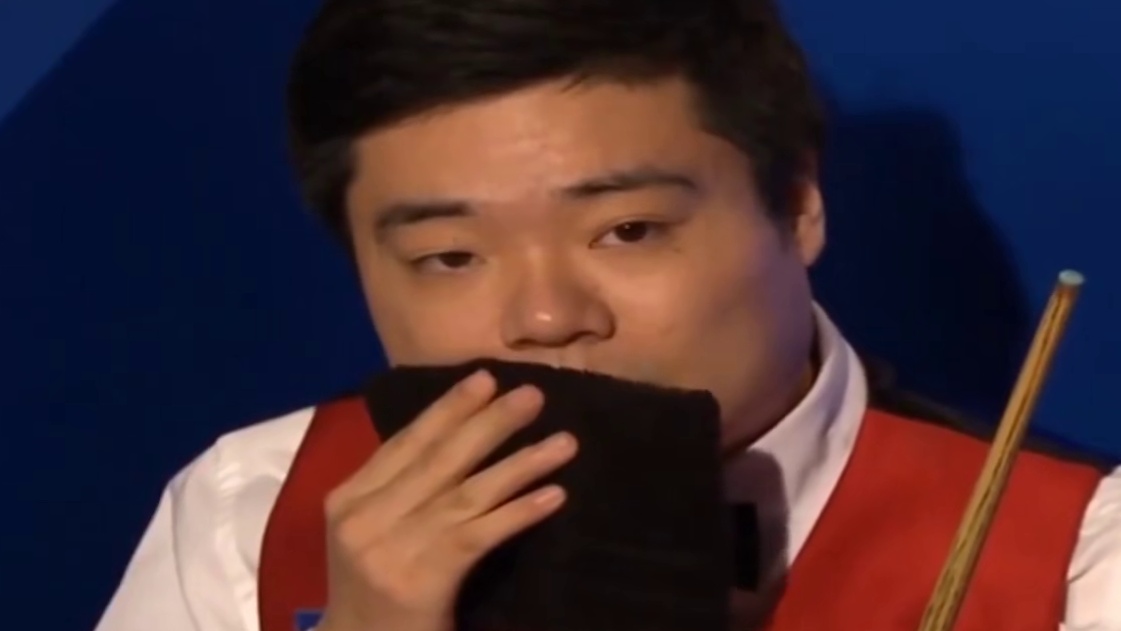 第1集：丁俊晖心态破防开局被干6比0！塞尔比罕见送上温暖，让球迷感动