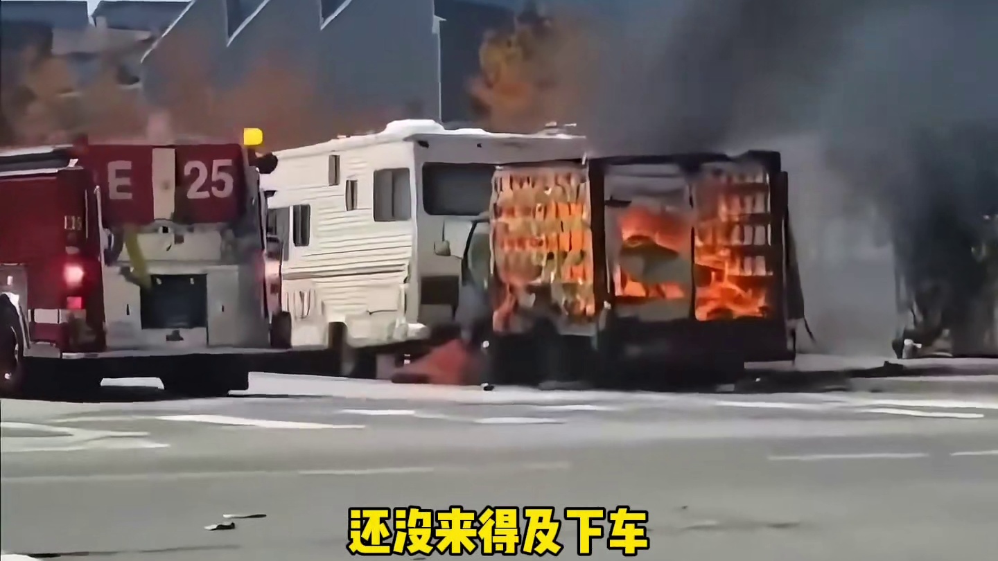 现在的洒水车一个个都化身成为了救火车！#洒水车 #救火