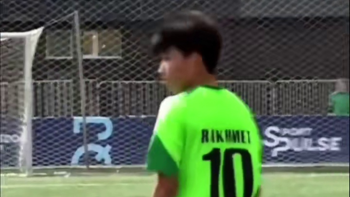 这个任意球配合相当狡猾#足球