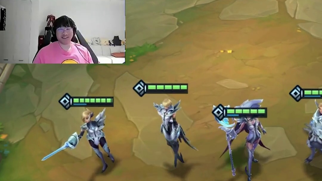 卡莎：好好好这么玩是吧 #金铲铲冠军乱斗   #金铲铲天下无双格斗大会  #金铲铲之战