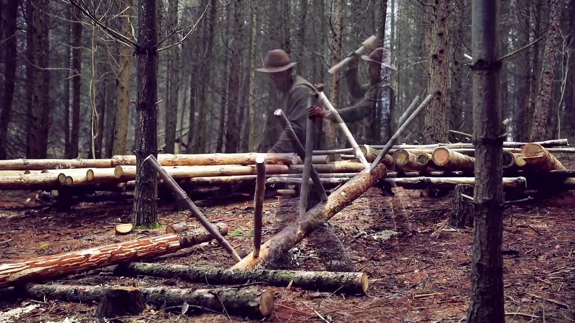 男人为了给妻子一个家，竟然在森林里徒手打造气派的木刻楞别墅！ #野外建造 #解压助眠 #荒野建造