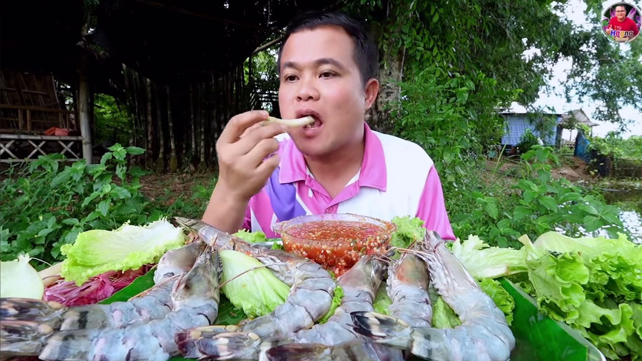 完整版刺身特大黑虎虾酸辣剁椒料汁️荷叶杆 #泰国大叔#泰国美食#内容启发搜索 #种草激励计划 #全民