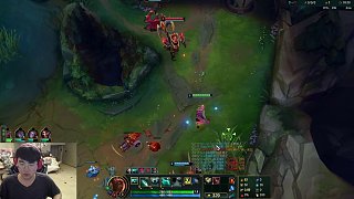 姿態(tài)補(bǔ)位輔助誤入峽谷5職業(yè)局，中單Caps被虐昏頭，4個(gè)職業(yè)哥沒(méi)帶姿態(tài)贏#zz1tai姿態(tài) #青年創(chuàng)