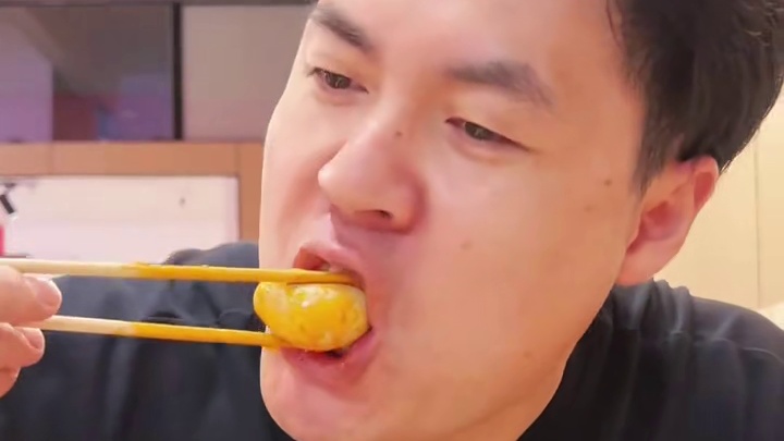 闹一顿不臭的螺蛳粉，大学旁边的餐厅都得有点实力