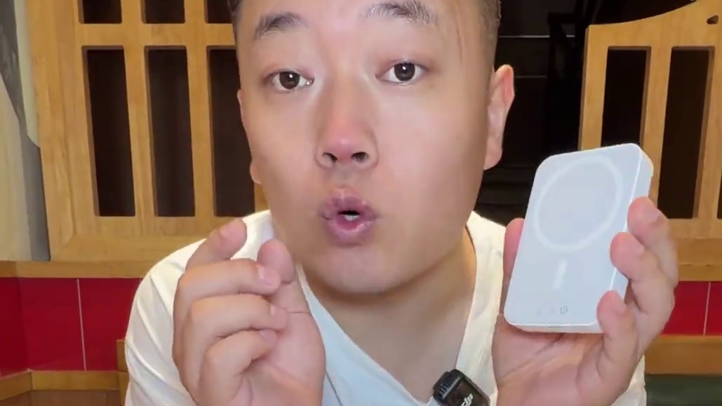 挑战20份烤猪蹄15分钟吃完奖励1888 意