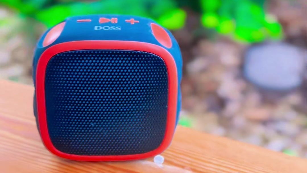 DOSS小强户外防水音响，旅行徒步带上它太合适了