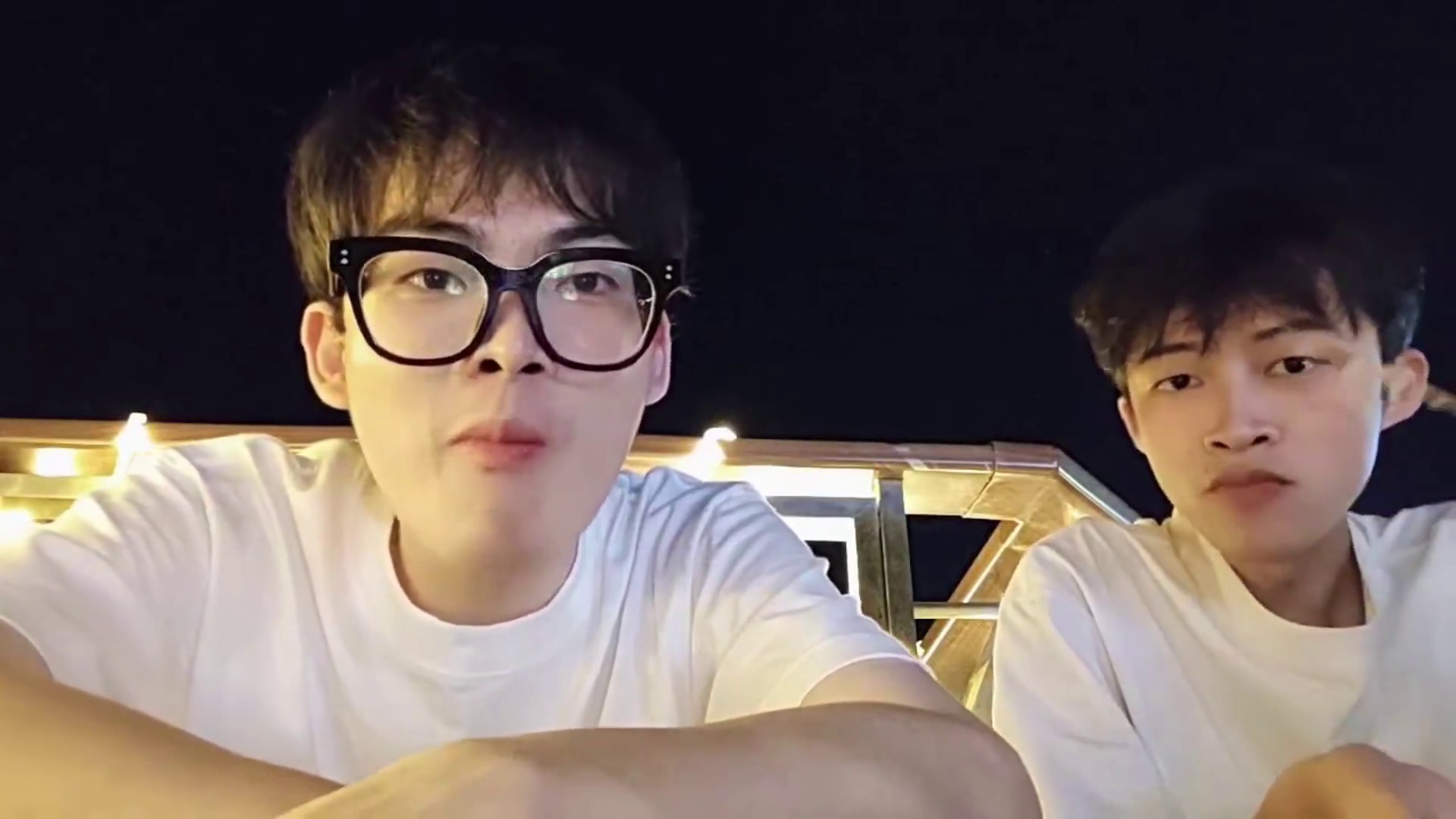 童言：合体了兄弟们