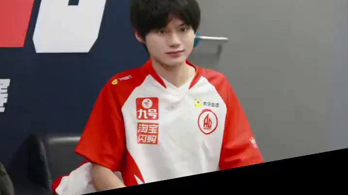 长生质疑狼队ban金蝉不ban嫦娥#成都AG超玩会长生 #重庆狼队 #2025KPL年度总决赛