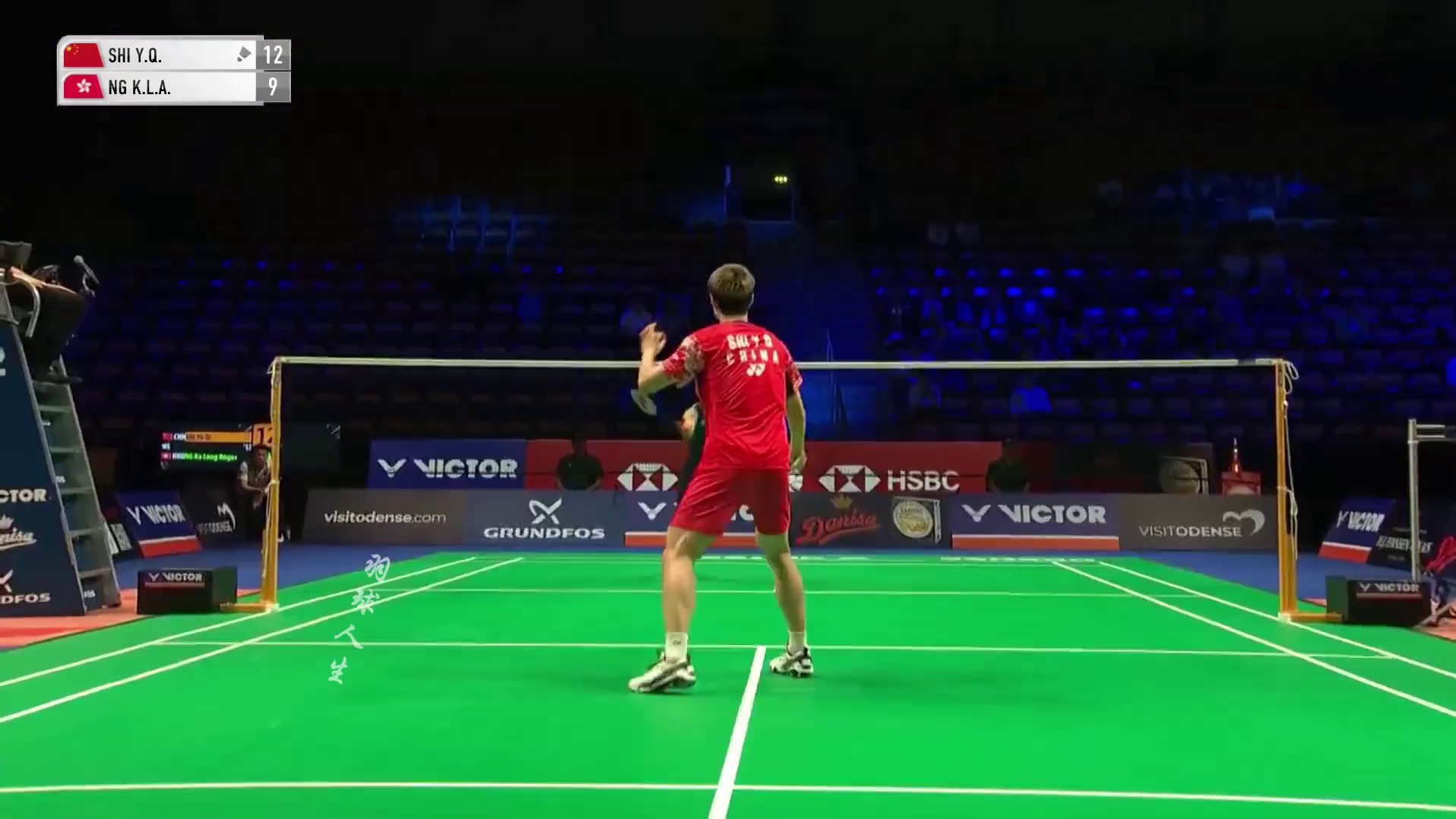 首局打出十分惨案，世锦赛归来的石宇奇咬牙顶住伍家朗玩命冲击 丹麦公开赛