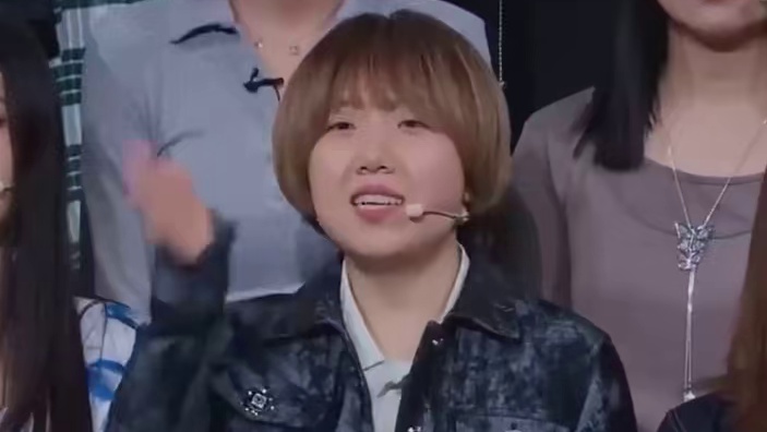 淘汰嘉宾表演脱口秀诗朗诵，句句都有梗