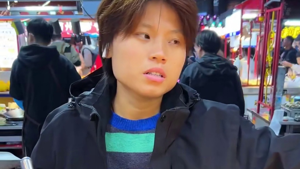 27块钱的云南舂鸡脚满满一大份酸酸甜甜地好好吃