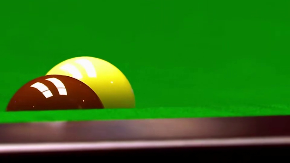 丁俊晖连续斯诺克做球