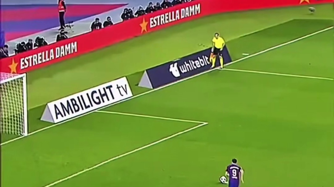 足球魔术师 他用一套“迷惑舞步”罚任意球#足球