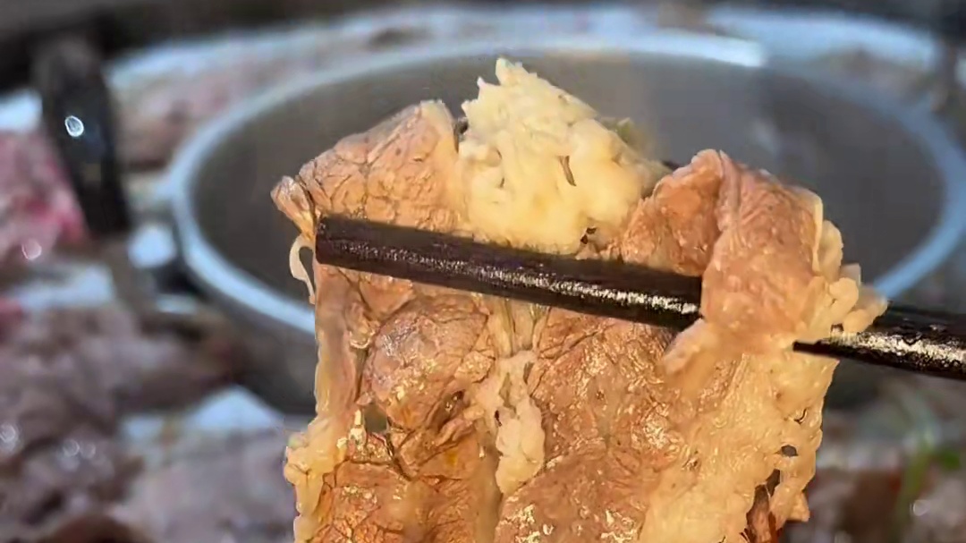 可以涮又可以烤的鲜牛自助终于被我找到了