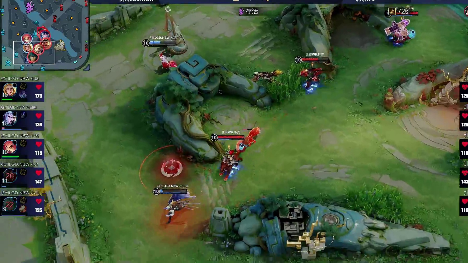 梦溪苏烈大闪进场配合队友击杀，WB团战完成零换三