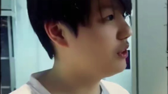 球总小剧场： 喂！你很拽啊   我不叫喂，我可是全华班iG   #决胜巅峰全球电竞 #决胜巅峰 #决