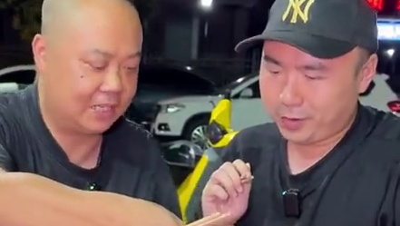 在衡阳有喜欢吃鱼生的朋友吗？#衡阳探店 #衡阳美食探店 #衡阳探店小龙仔 #小龙带你玩转衡阳 #磊仔