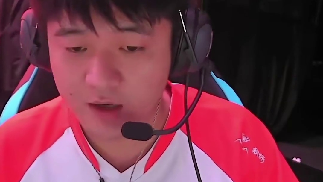 AG十秒内结束战斗，我打排位都没这么快