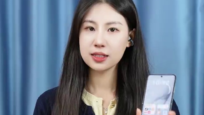 华为又发布新时尚单品啦？ #novaFlipS #华为 #新机 #小折叠