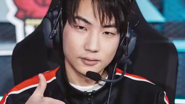 【2025S联赛秋季赛常规赛】第三周第三日第一场个人solo赛
KZ vs Wz
第七局：零号试验场