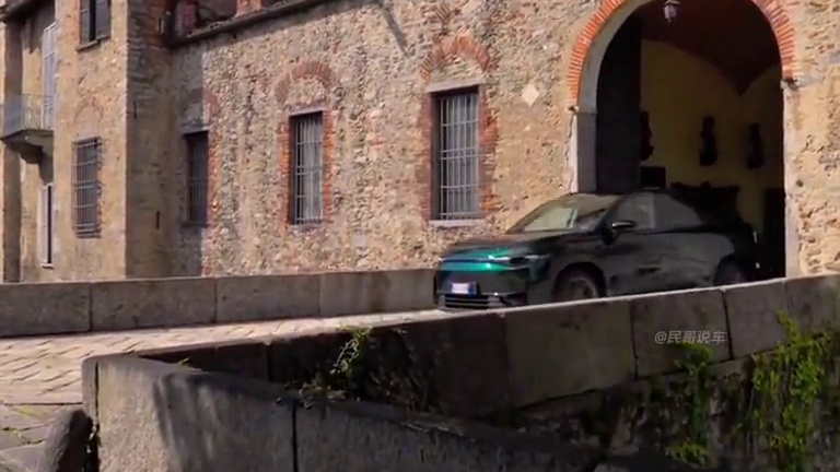 雷军的天是真的塌了