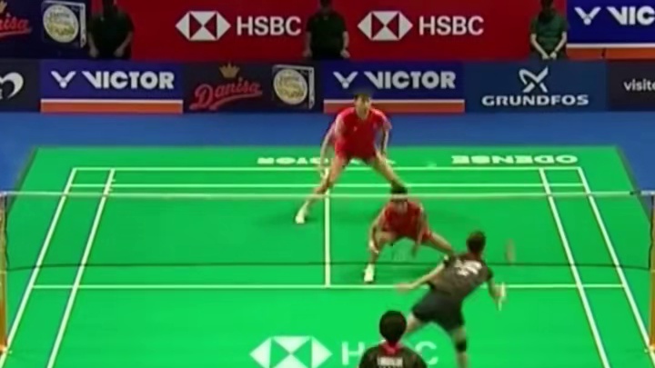 【28分钟】冯彦哲/黄东萍 21-8、21-11 绿川大辉/斋藤夏