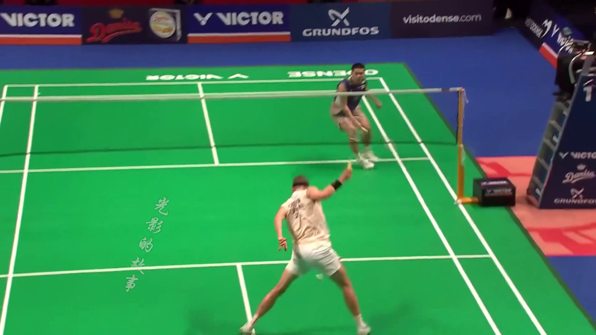 艰难的逆转！安赛龙顶住昆拉武特的转身重心调动！ 昆拉武特在第一局，就是利用高速连贯抢点，利用擅长的勾