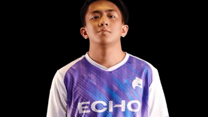 Outplayed选手故事：传奇冠军替补的一生  是金子终究会绽放光芒  #决胜巅峰全球电竞 #决胜