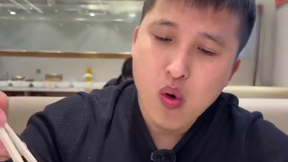 号称是让外地人闻风丧胆的一道太原早餐