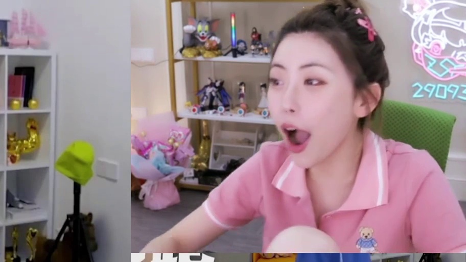 周姐看刘飞儿跑步被傲人胸围直接晃晕 周姐自取其辱瞬间高下立判