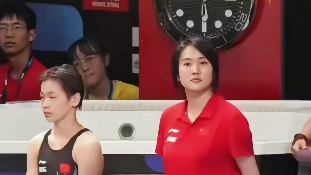 严师出高徒！现场感受全红婵207C水花消失术带来的压迫感，陈若琳和郭晶晶太开心了！