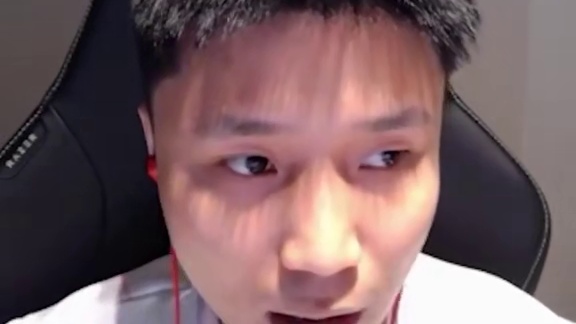 对手绞尽脑汁，不如蛋神灵机一动！ #DANK1NG #CS2