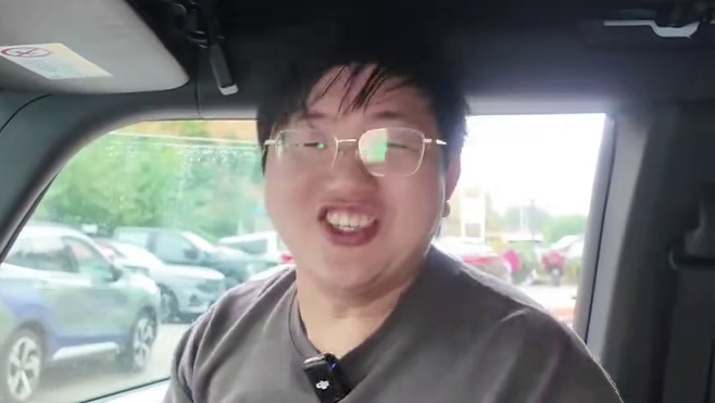 高定内饰配硬核性能!福特烈马1966 款，舒适与实力并存