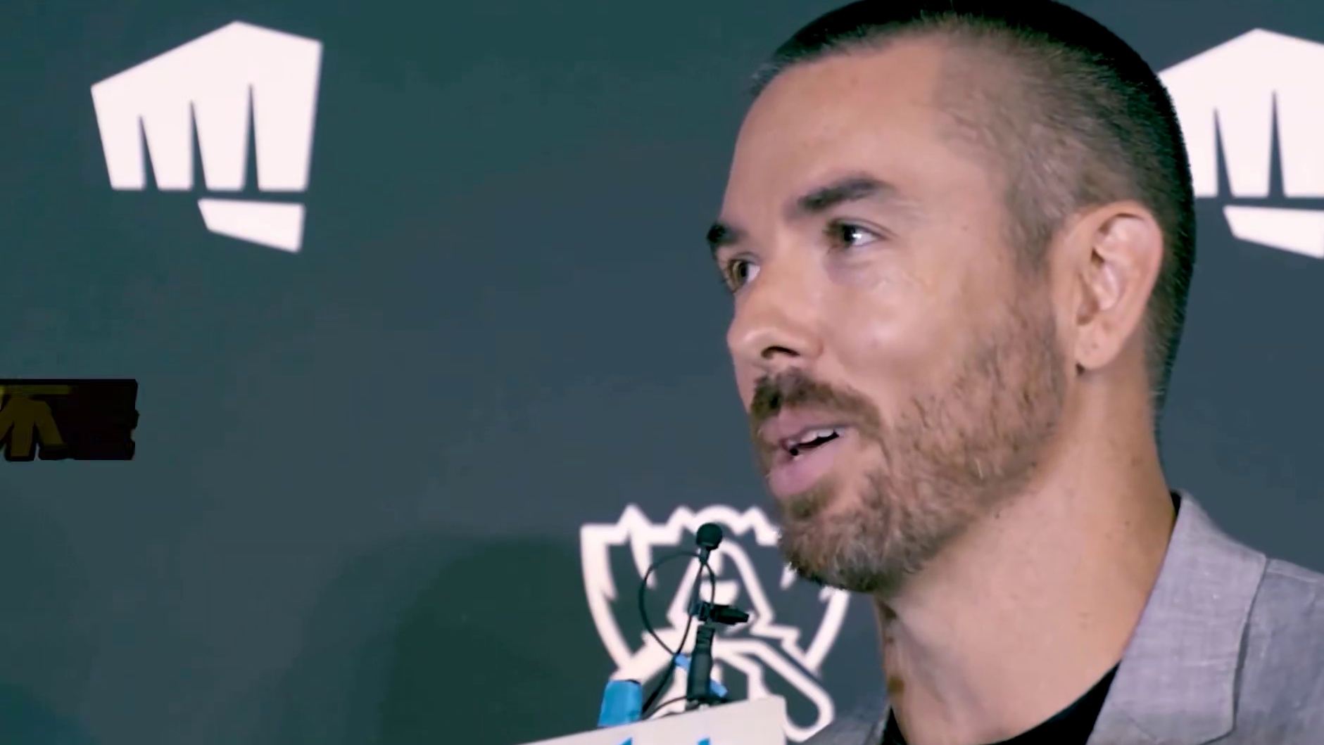 “瓦学弟”“叫妈妈”究竟是何如诞生的？ #无畏未知界域 #瓦手DD月 #瓦手新英雄暮蝶 #无畏契约 