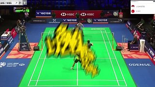 梁王憑精準(zhǔn)的網(wǎng)前搶點(diǎn)和多拍相持，消耗對手體力，以21-18鎖定勝局