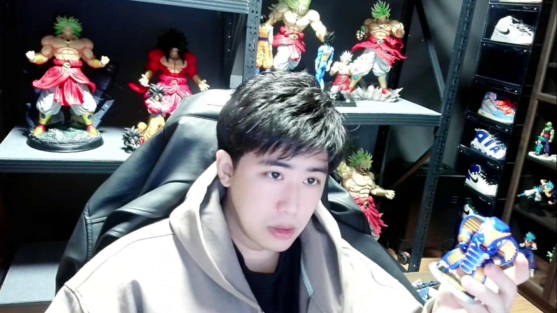 张嘴就来？都在跟风？流量这么好骗？ #千岛App #狂扇孩子五分钟 #抽卡 #盲盒 #千岛回应退款需