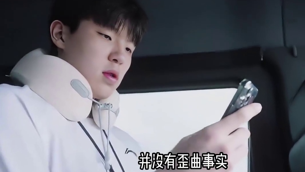 杨瀚森的翻译有多专业？仅用1个单词，避免了小杨被网暴的风险