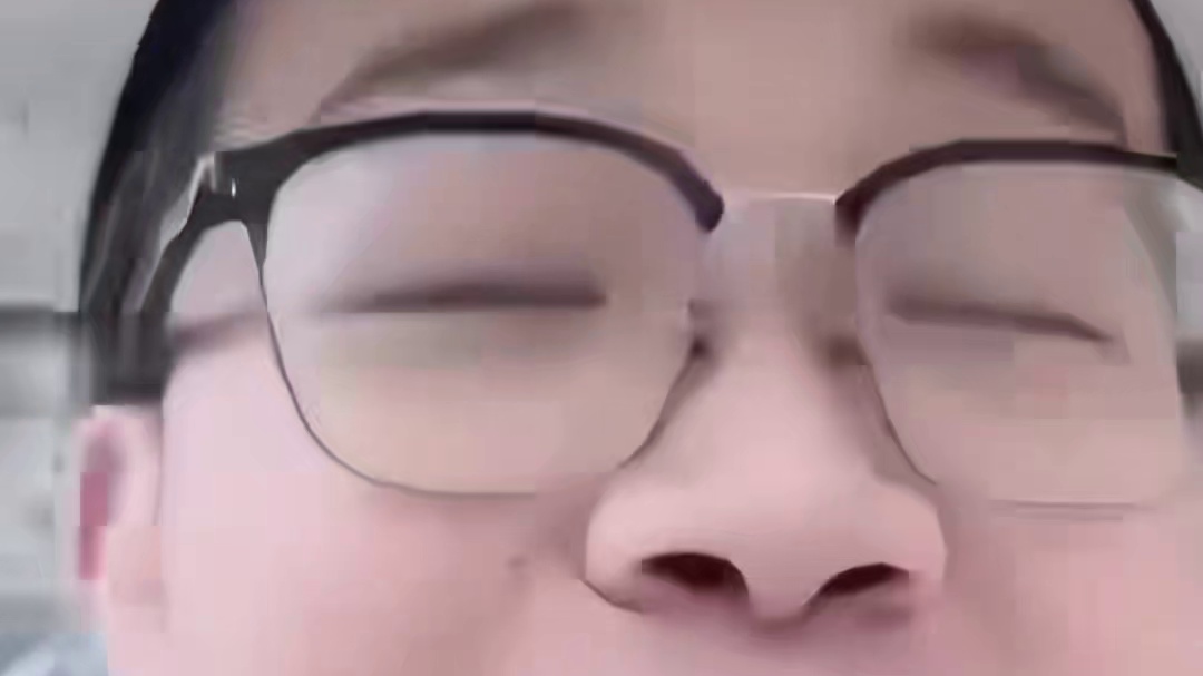 黑子的语言是不通的