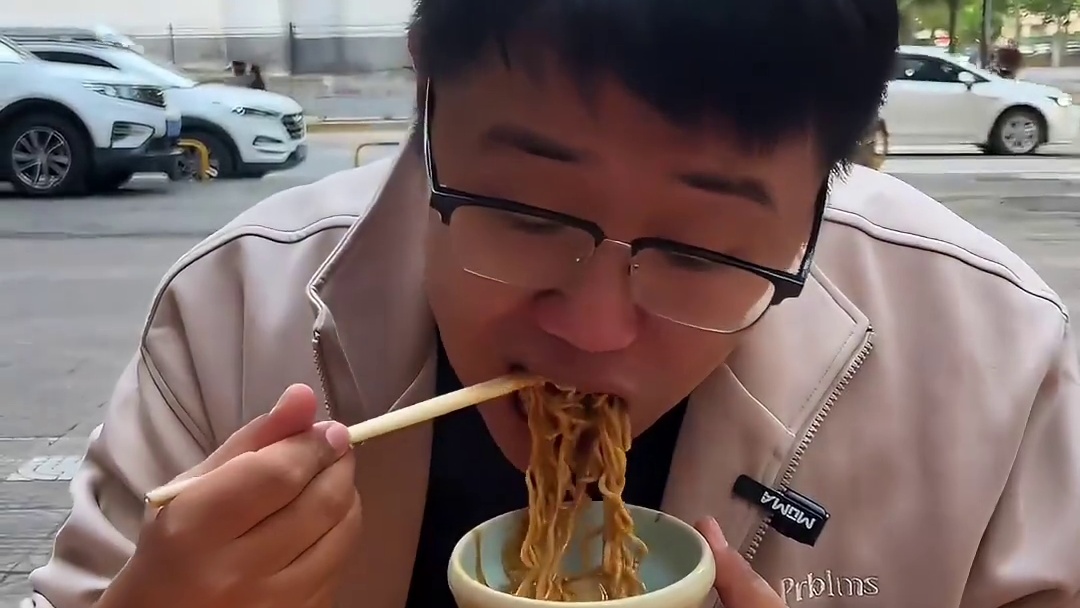 西郊冒菜四巨头「代记」「张锦记」「老张」「老北关」大测评，尝尝谁家味道最出众？