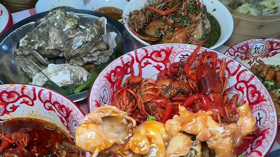 长沙老巷子里20多年的老破店，座无虚席的好吃