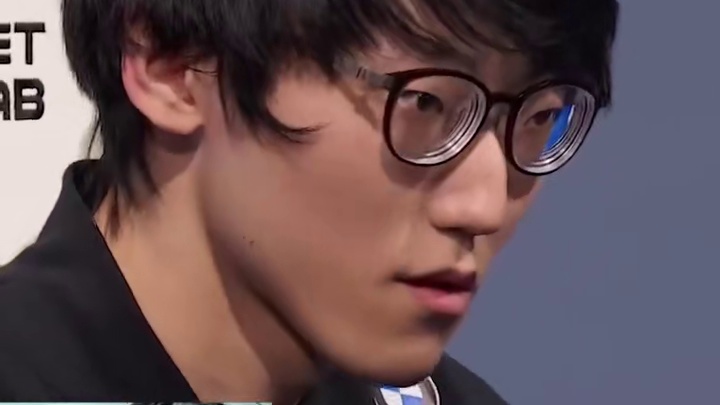 小天回应19年FPX兄弟情和冰岛往事，怒怼弹幕：为什么我要原谅他？如果他把对我做的事情放在你们身上，你们任何一个人不会原谅他