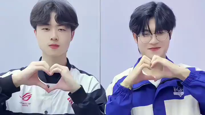 cp名你们来取
#QQ飞车手游 #2025S联赛秋季赛 #浅跳一下