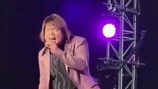 被伍佰老師的穿搭笑到了