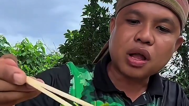 剁椒辣酱️水煮小八爪 #美食 #美食 #泰国美食 #户外美食 #内容启发搜索